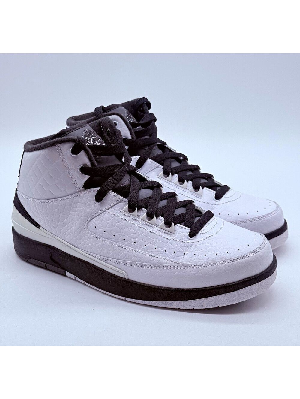 Jordan Air Jordan 2 Mid Top Boys Sneakers White/Black US 7Y EU 40 UK 6